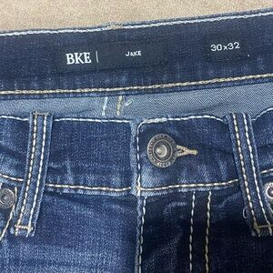 bke boot cut pants from buckle almost no noticeable damage